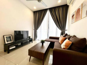 Walk to Legoland, D'Pristine Medini